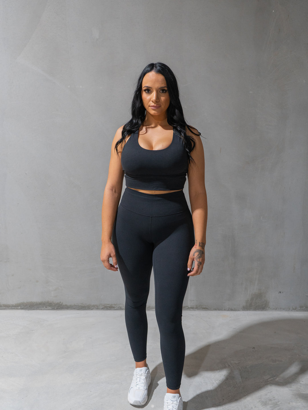 Sophia Crop - Black